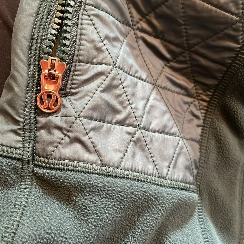 Lululemon Fleecy Keen Jacket in Fuel Green - Picture 5 of 5